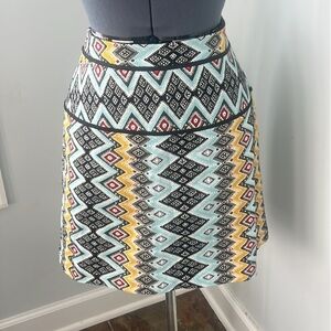 NEW Ann Taylor Loft Sz 12 Colorful Tribal Mini Skirt side zipper and Lined